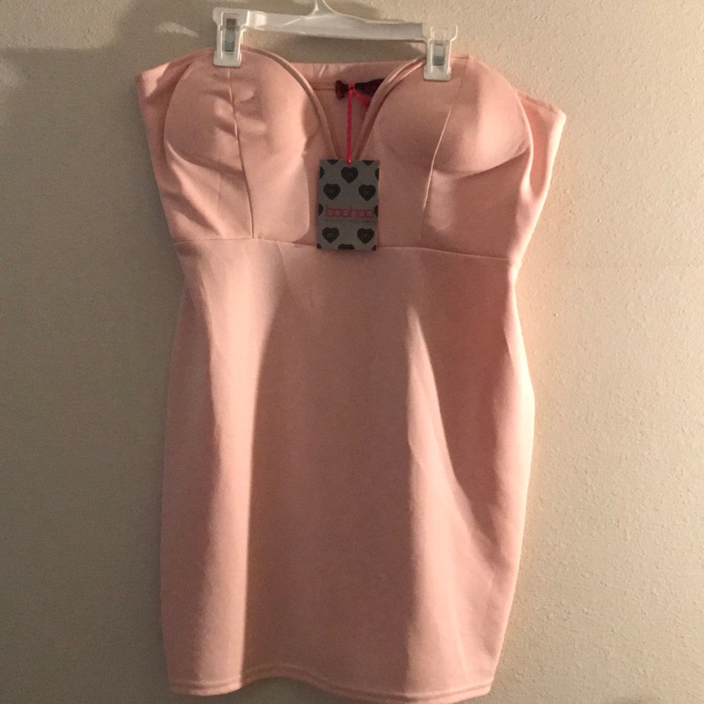 Never worn boohoo strapless plunge neck dress